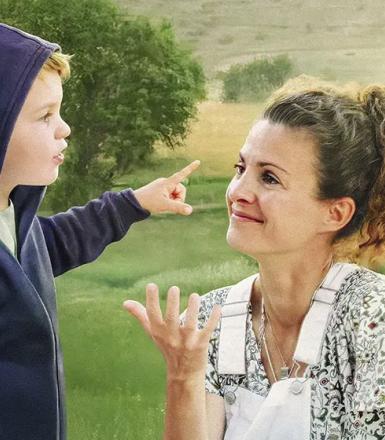 Elle entend pas la moto