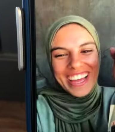 Put your soul on your hand and walk